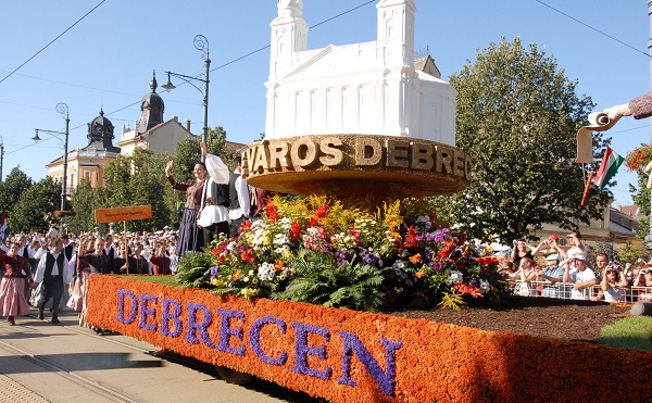 Több mint 50 program várja az érdeklődőket a Debreceni Virágkarneválon