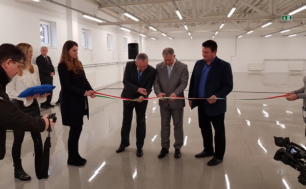 A hajdú-bihari kormányhivatal új irattári épületét adták át Debrecenben