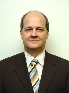 Vígh László,