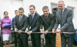 Két munkahelyteremtéssel kapcsolatos beruházást adtak át Hajdú-Biharban