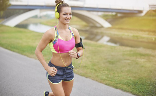 Milyen a tökéletes sportmelltartó?