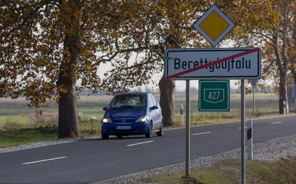 Átadták a 427-es út felújított szakaszát Berettyóújfalunál