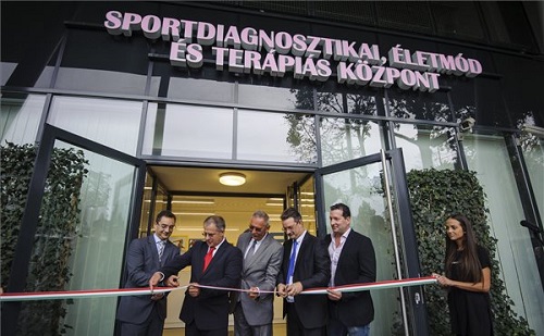 Sportdiagnosztikai és terápiás központot adtak át