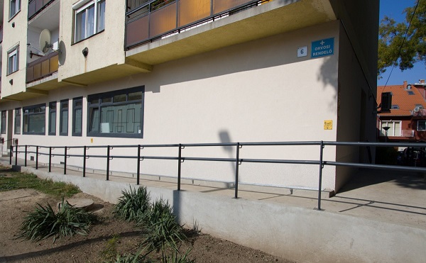 Felújított orvosi rendelőt adtak át