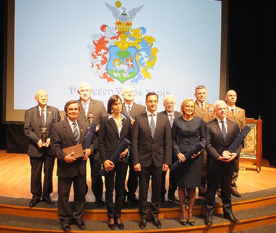 Debrecen napján, április 11-én kitüntetéseket és emléklapokat is átadtak - forrás: hbmo.hu