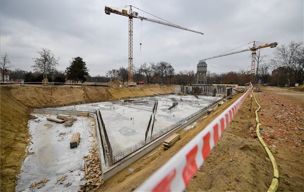 Az ország leginnovatívabb strandfürdője lesz a Nagyerdei