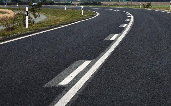 Hamarosan megkezdik a 471-es út bővítését