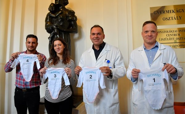 Négyes ikrek születtek Debrecenben