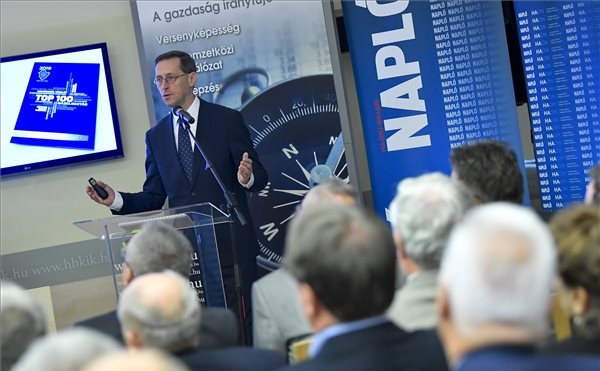 Bemutatták a hajdú-bihari TOP 100 kiadványt