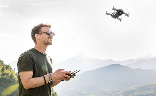 Drónpilotákat képeznek a Debreceni Egyetemen