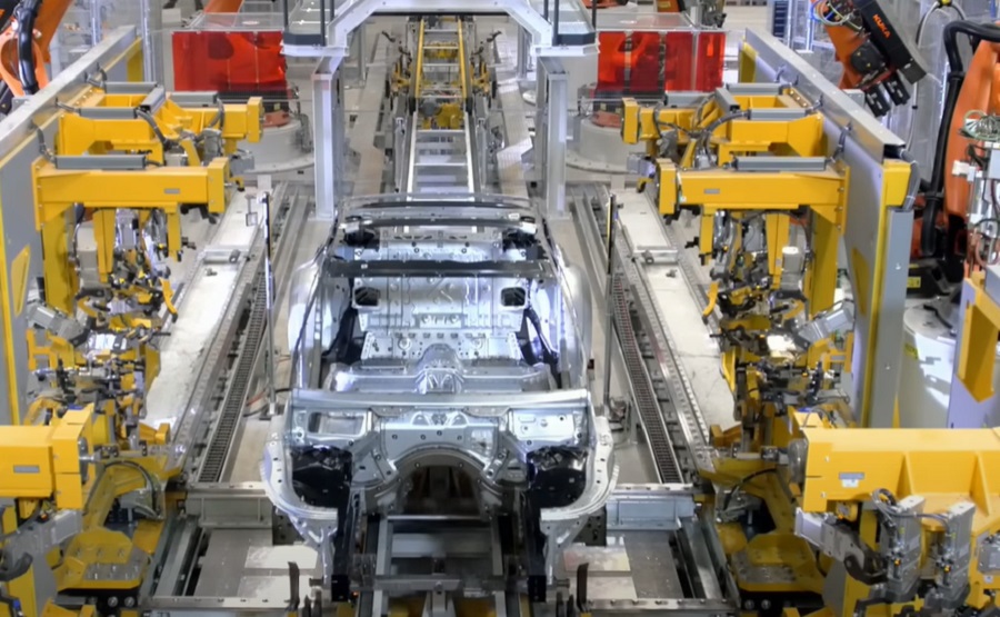 Virtuálisan már termel a debreceni BMW-gyár (képünk illusztráció)