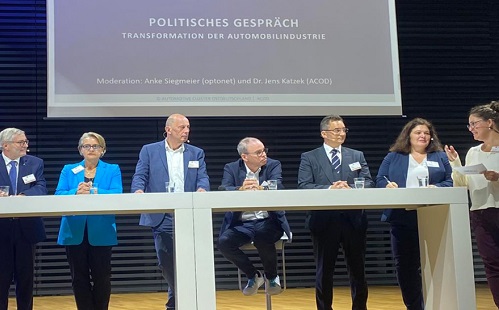 Autóipari konferencián vettek részt Lipcsében Debrecen vezetői